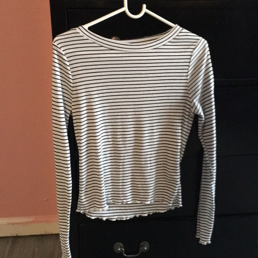 Cropped long sleeve shirt 👌🏻